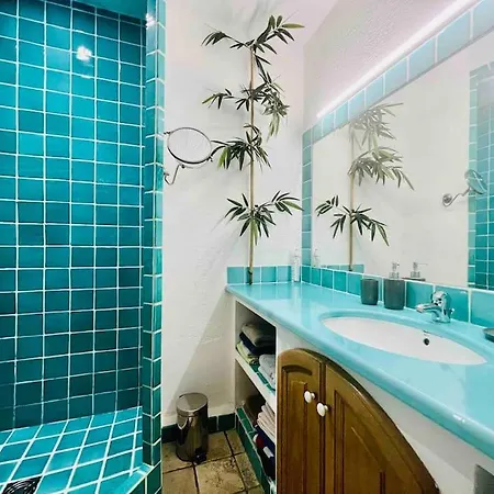 Apartment Chic Studio Climatise Avec Parking 5mn Plage *